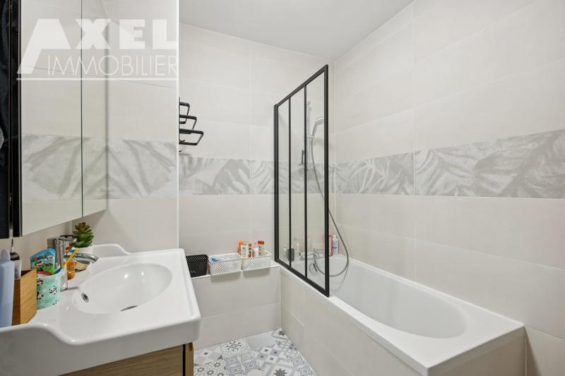 Appartement - 77 m² - 3 pièces