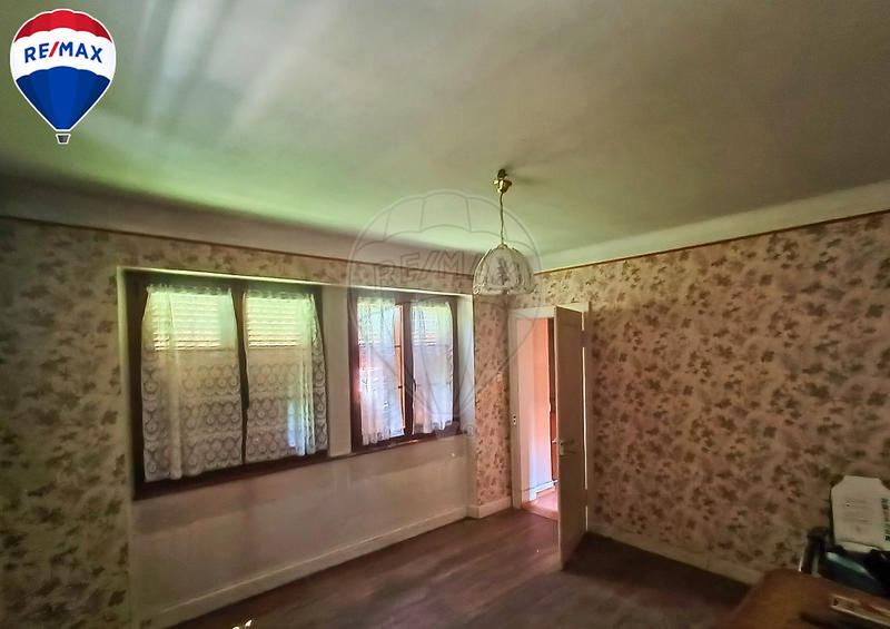 Maison - 122 m² - 7 pièces