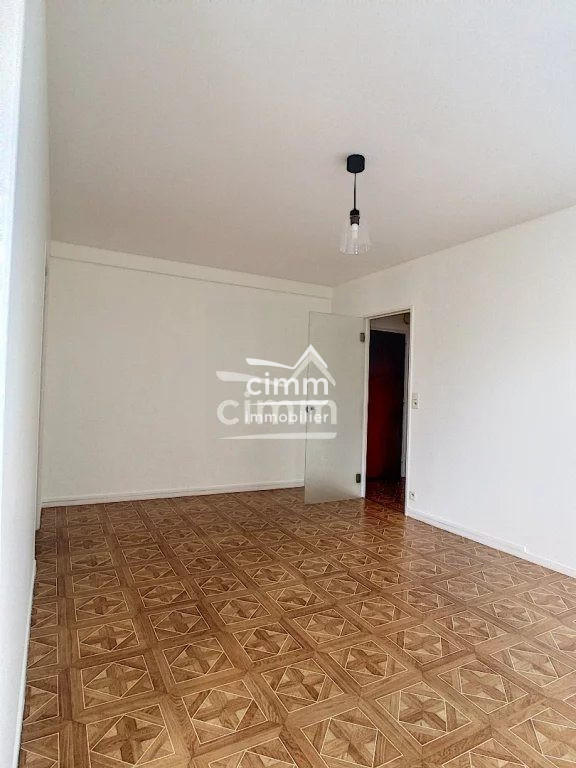 Appartement - 72 m² - 4 pièces