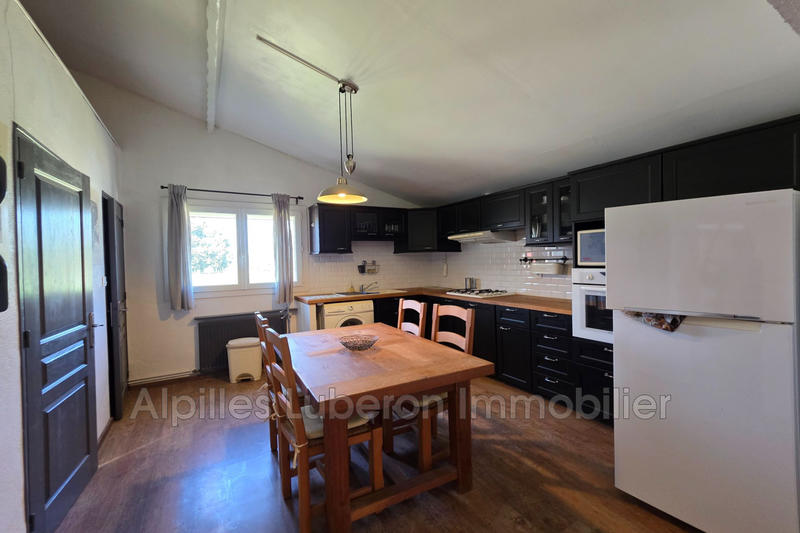 Maison - 220 m² - 4 pièces