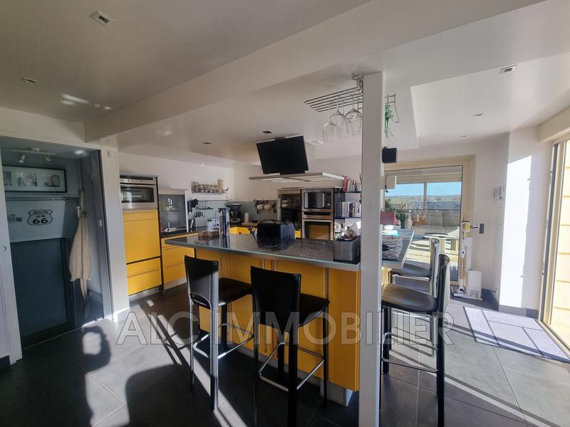 Maison - 170 m² - 4 pièces