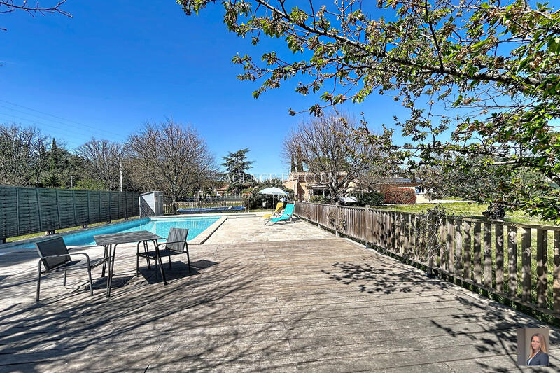 Maison - 140 m² - 4 pièces