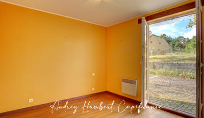 Maison - 228 m² - 7 pièces