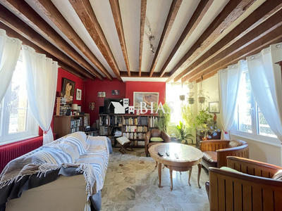 Maison - 141 m² - 6 pièces