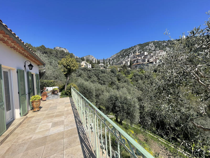 Maison - 175 m² - 4 pièces