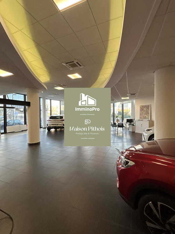 Local commercial - 310 m²