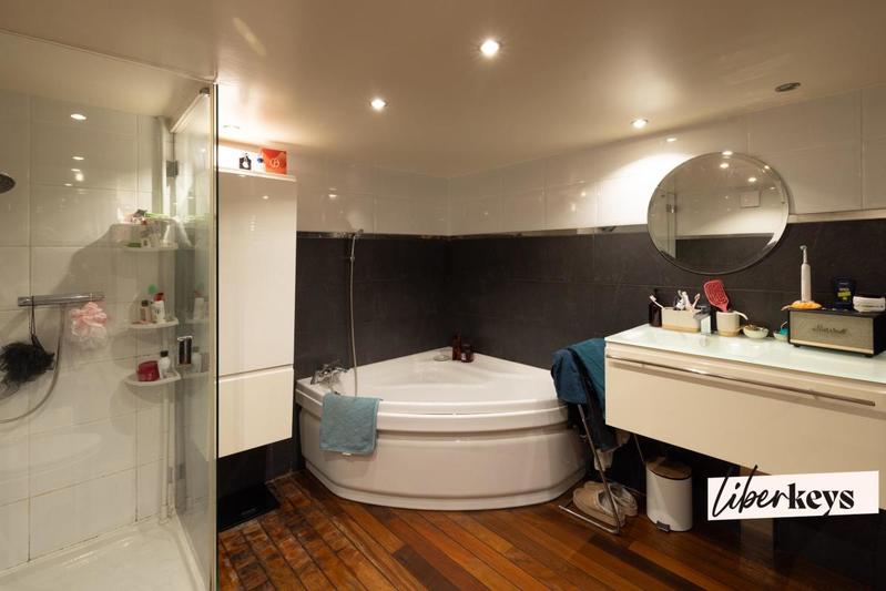 Villa - 180 m² - 7 pièces