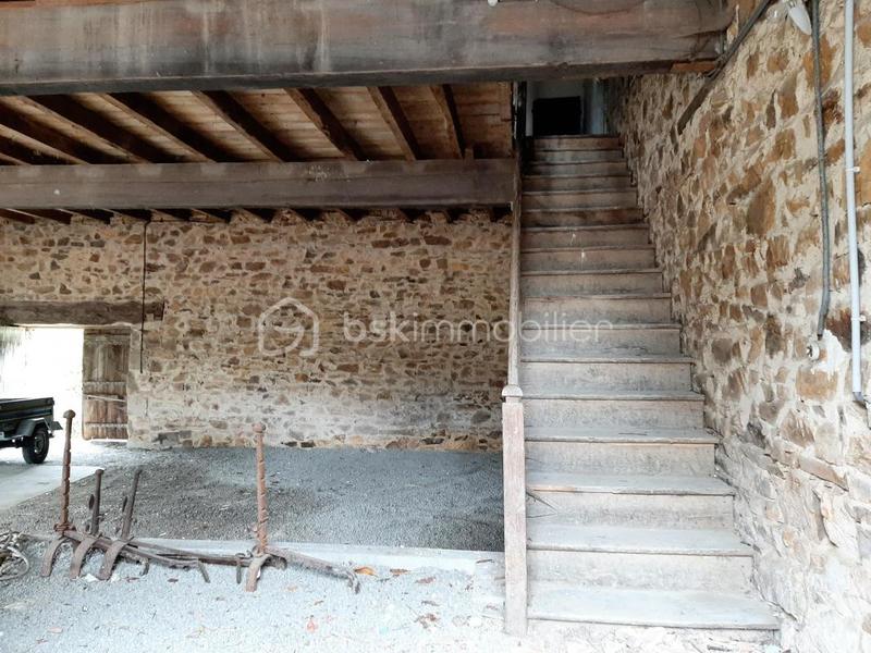 Maison en pierre - 178 m² - 6 pièces