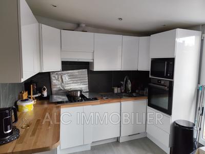 Maison - 91 m² - 4 pièces