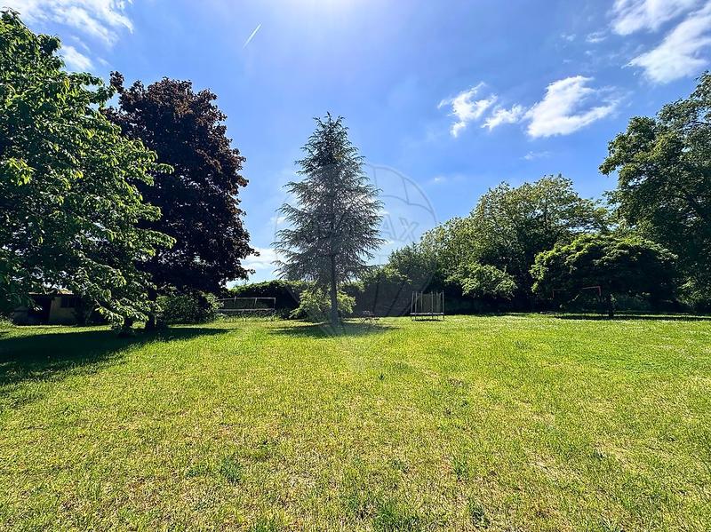 Propriété - 140 m² - 5 pièces