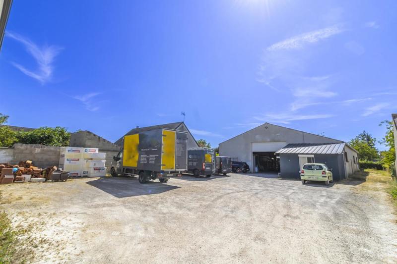 Maison - 121 m² - 6 pièces