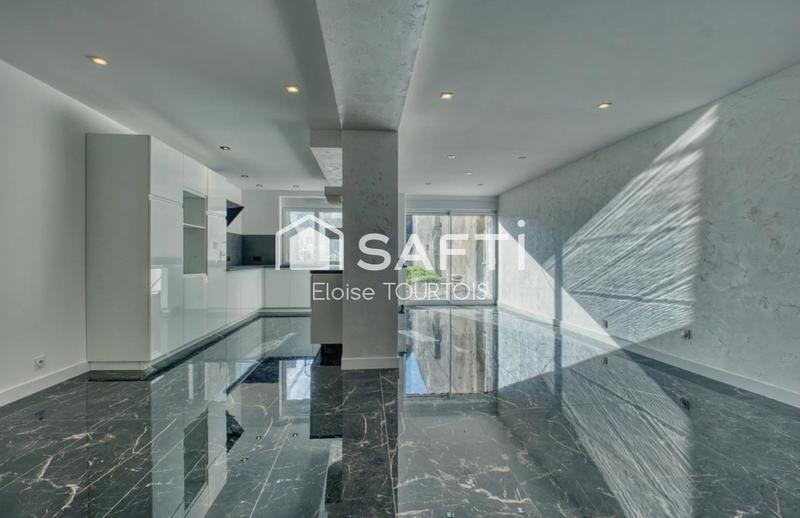 Maison - 184 m² - 6 pièces