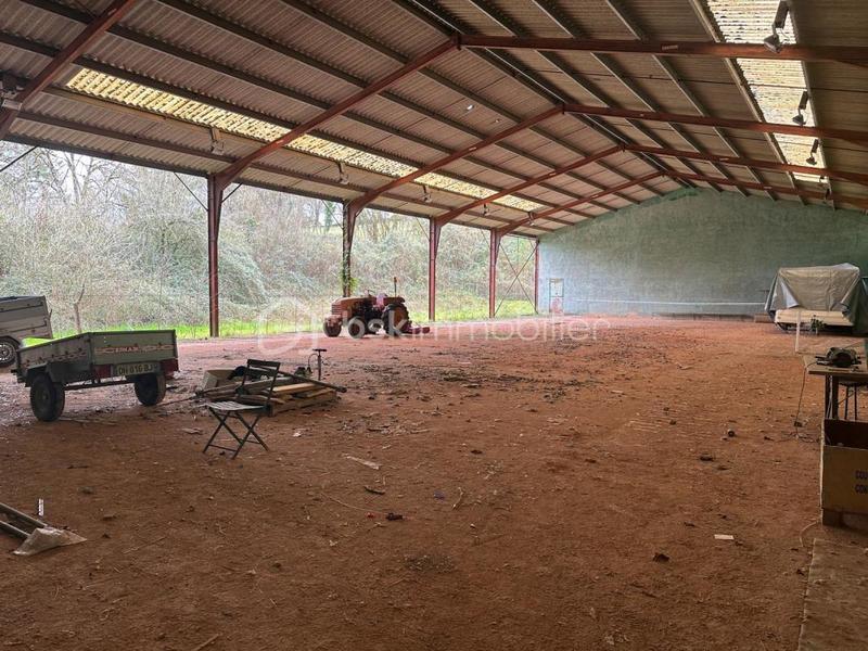 Demeure - 455 m² - 23 pièces