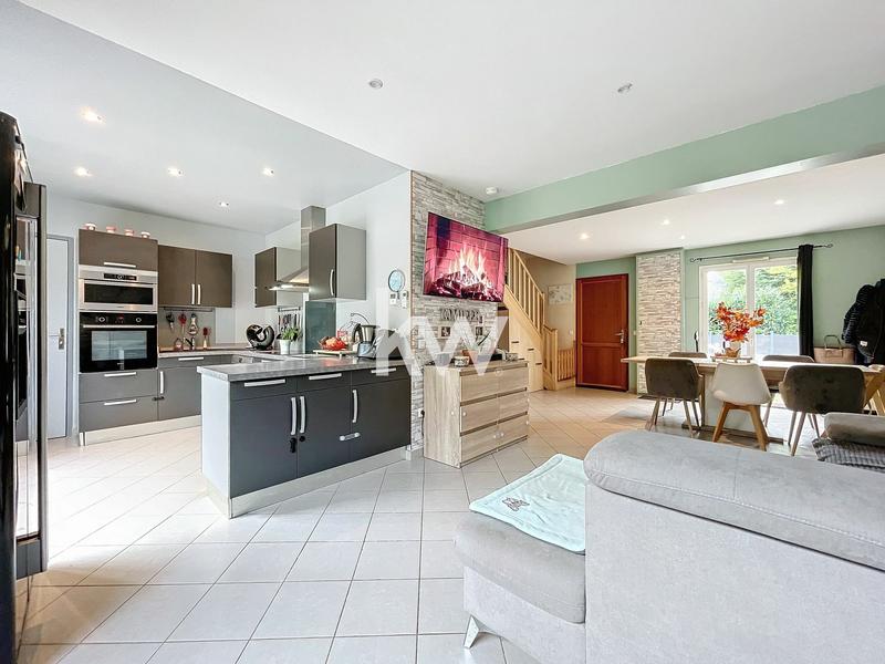 Pavillon - 102 m² - 6 pièces