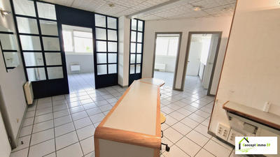 Appartement - 186 m² - 8 pièces