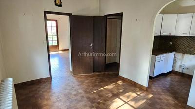 Maison - 161 m² - 7 pièces