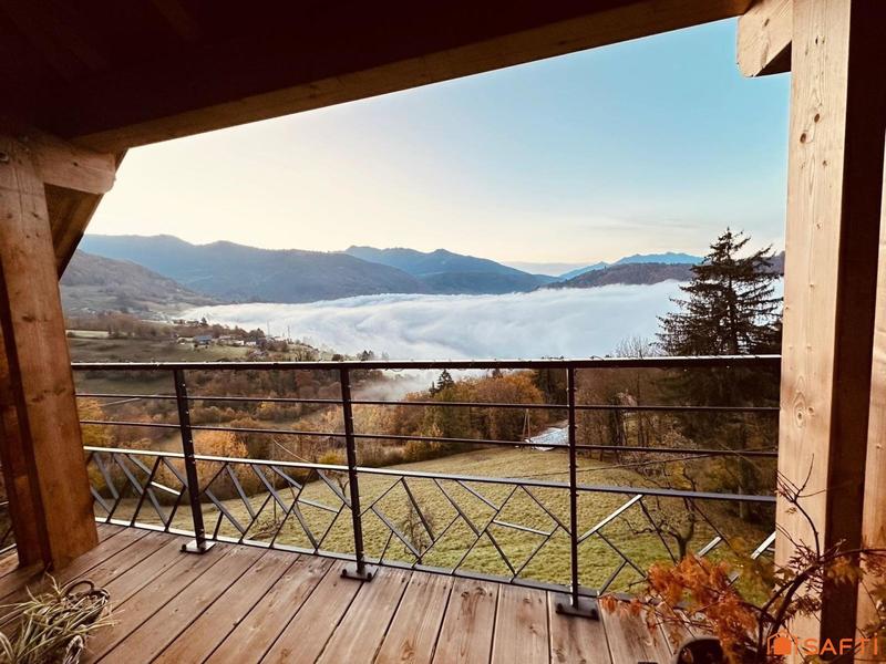 Maison - 289 m² - 7 pièces