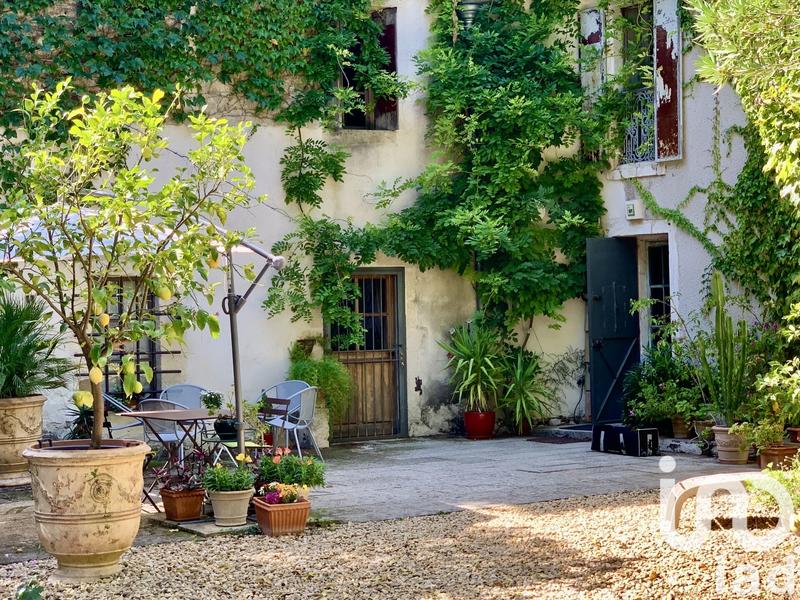 Maison - 445 m² - 14 pièces