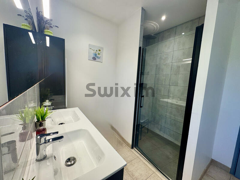 Villa - 142 m² - 6 pièces