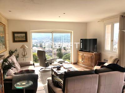 Maison - 178 m² - 7 pièces