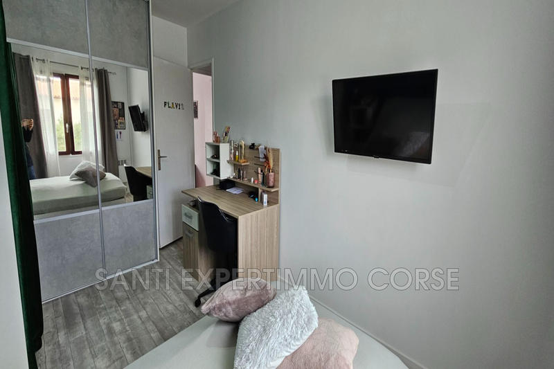 Maison - 121 m² - 5 pièces