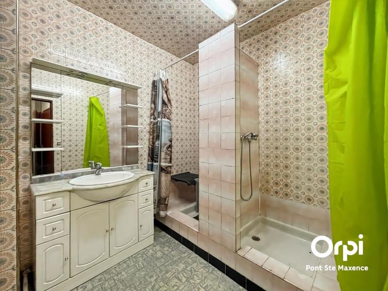 Maison - 171 m² - 6 pièces