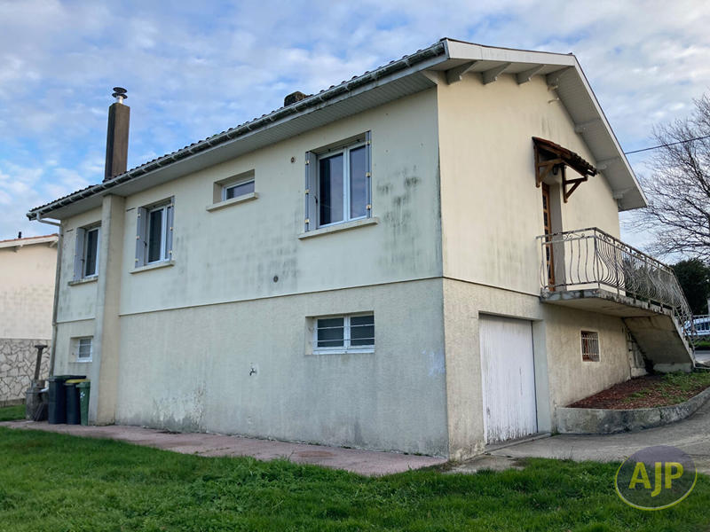 Maison - 100 m² - 4 pièces