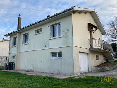 Maison - 100 m² - 4 pièces