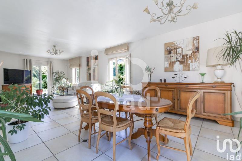 Maison - 194 m² - 6 pièces