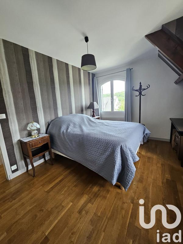 Maison - 230 m² - 7 pièces