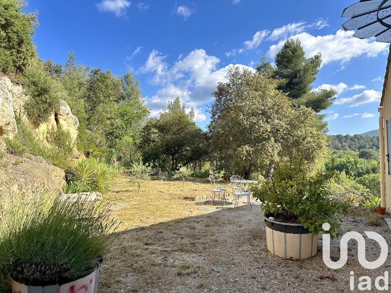 Maison - 185 m² - 8 pièces