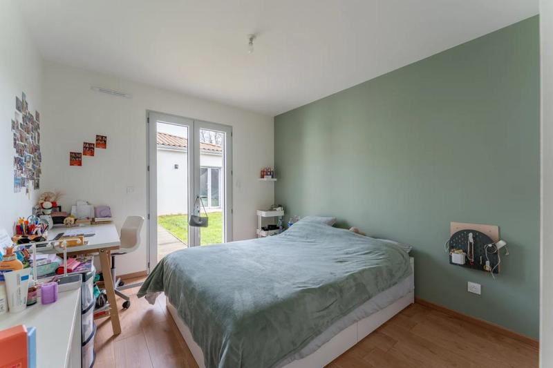 Maison - 196 m² - 8 pièces