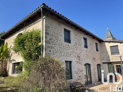 Maison de village - 262 m² - 9 pièces