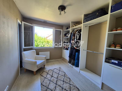 Maison traditionnelle - 83 m² - 4 pièces