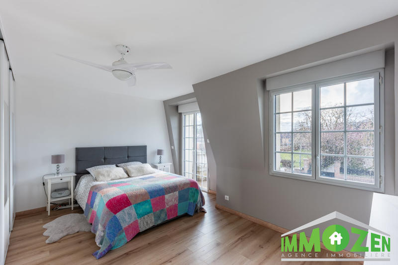 Maison - 165 m² - 8 pièces