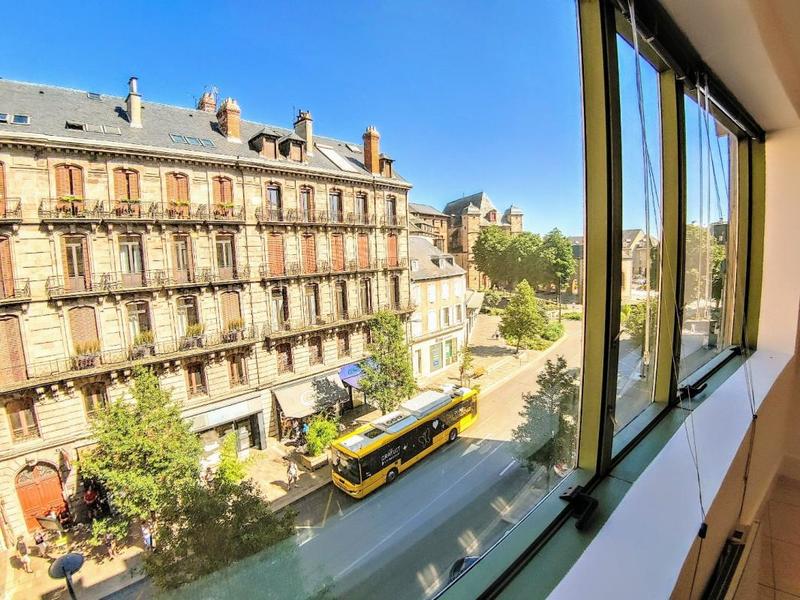 Appartement bourgeois - 176 m² - 4 pièces