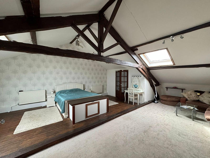 Maison - 194 m² - 7 pièces