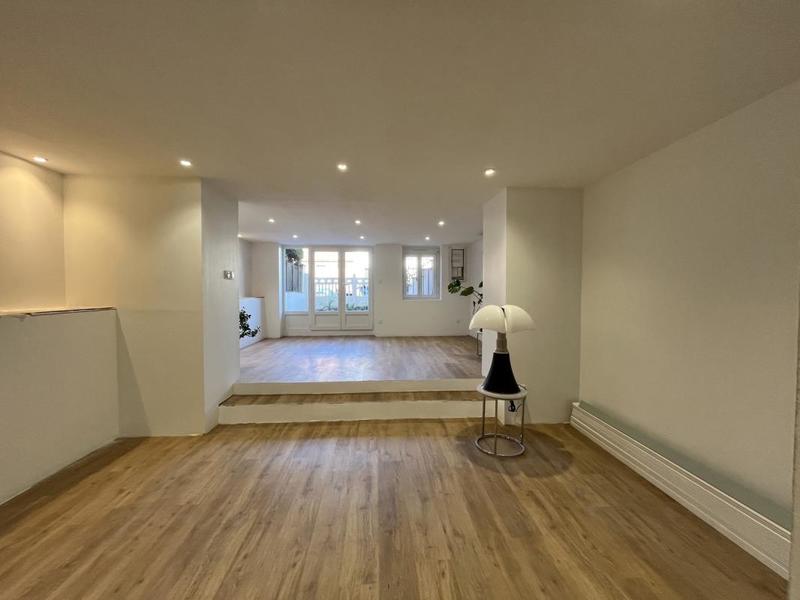 Local commercial - 36 m² - 2 pièces