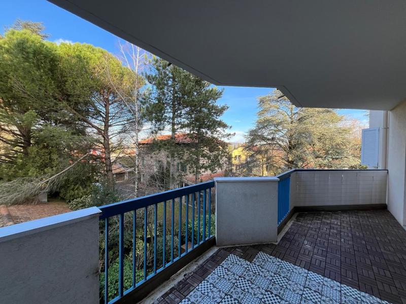 Appartement - 75 m² - 3 pièces