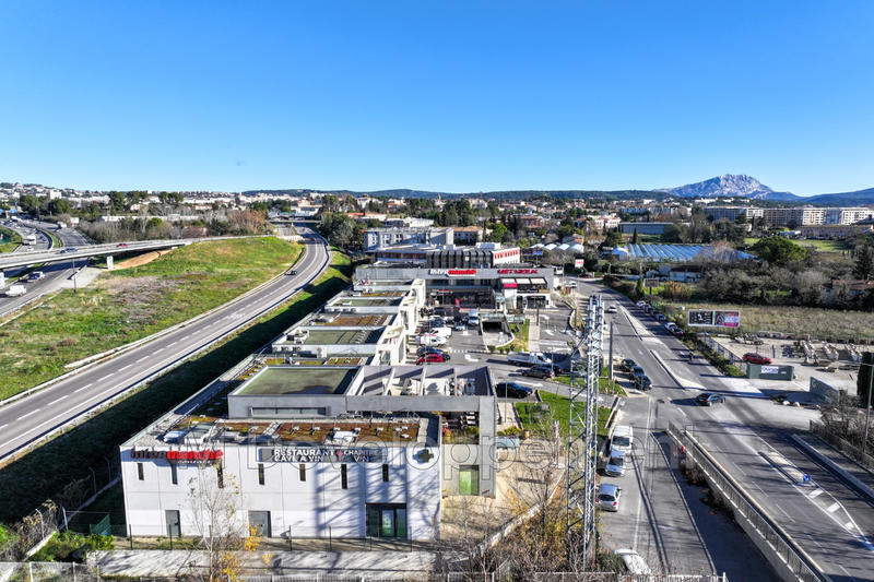 Local commercial - 360 m²