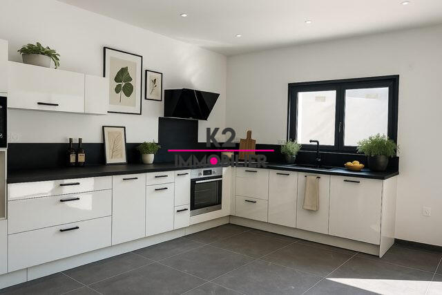 Maison - 120 m² - 5 pièces