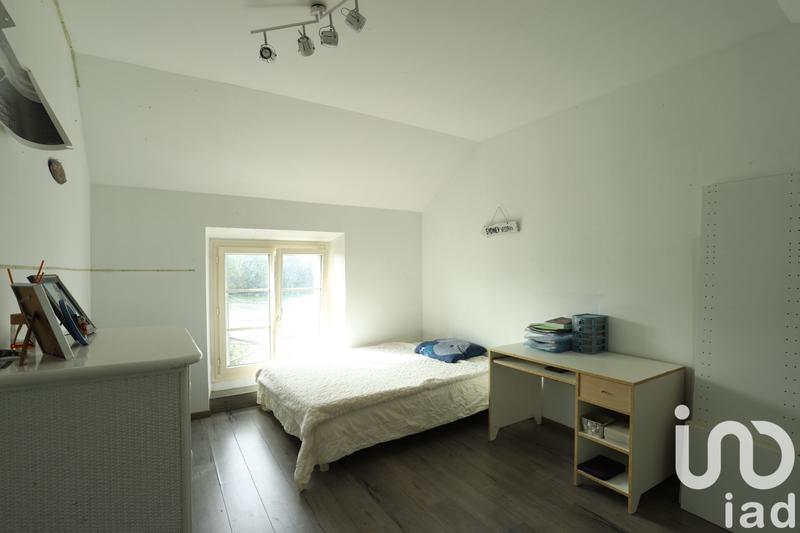 Maison - 270 m² - 10 pièces