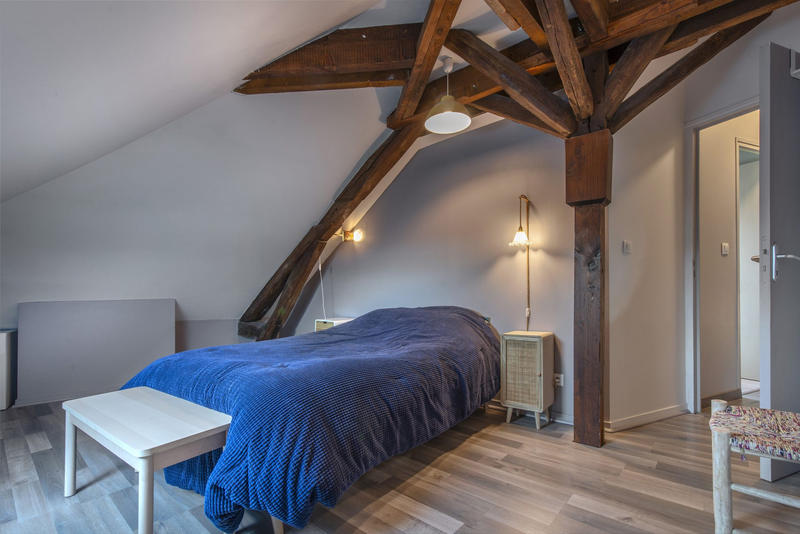 Appartement - 83 m² - 5 pièces