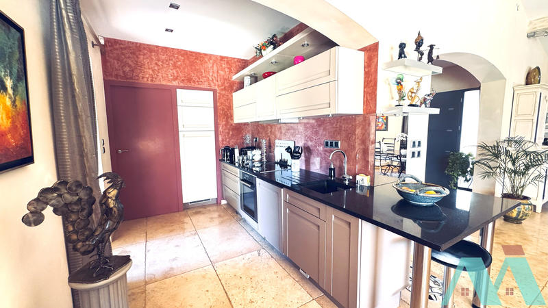 Maison - 160 m² - 5 pièces