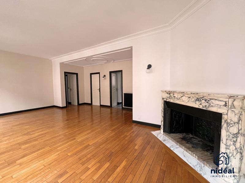Appartement - 99 m² - 4 pièces