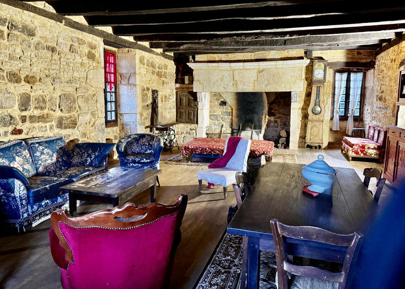 Maison - 198 m² - 8 pièces