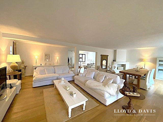 Villa - 159 m² - 7 pièces