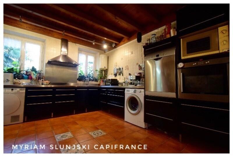 Maison - 225 m² - 5 pièces