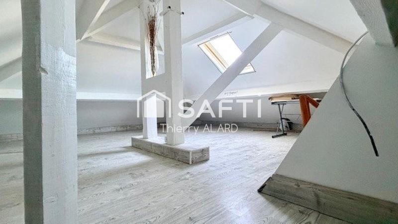 Maison - 132 m² - 7 pièces