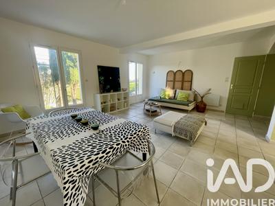 Maison - 93 m² - 5 pièces